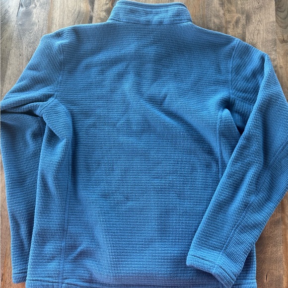 Men’s small North Face - Picture 3 of 4